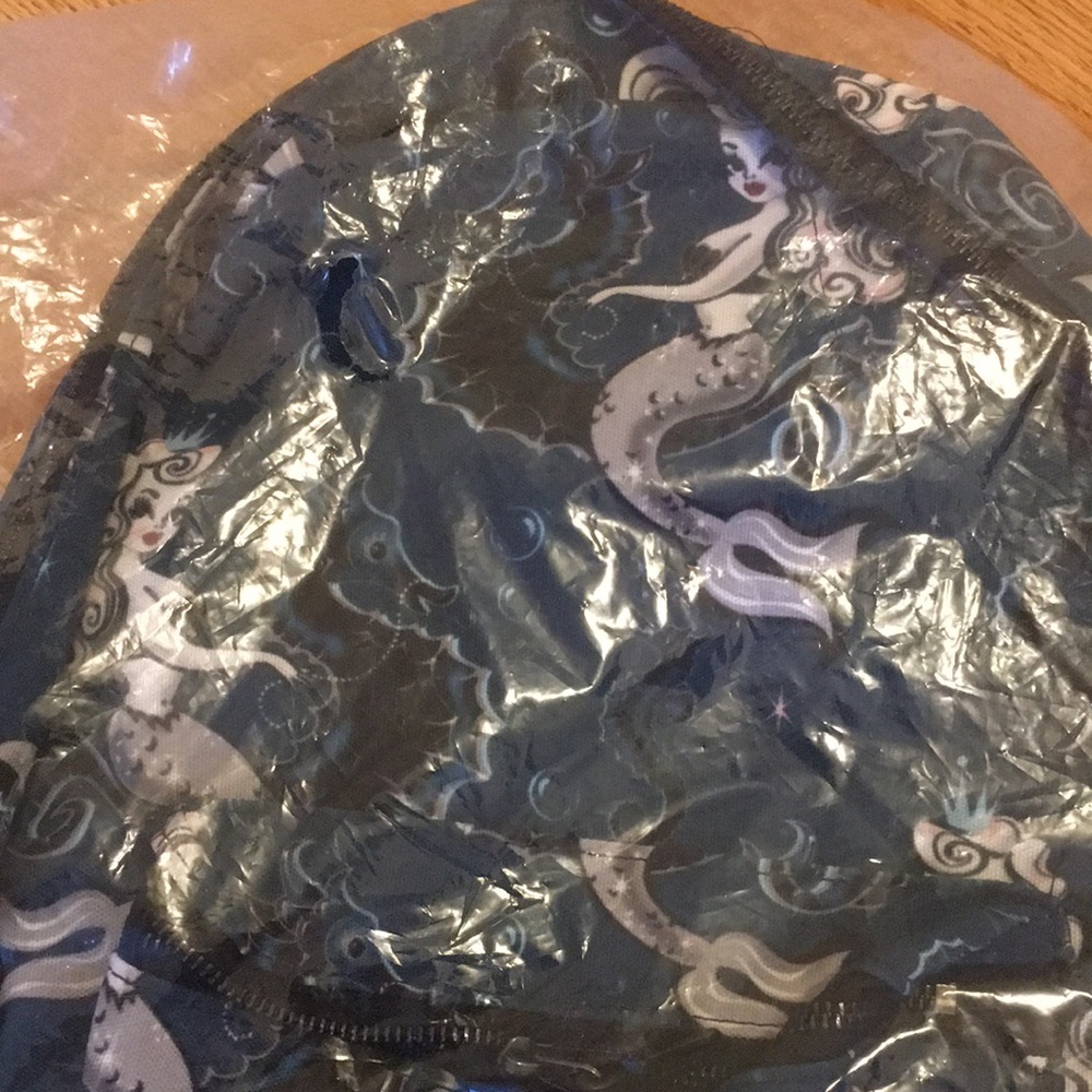 Miss Fluff Pinup Mermaid Backpack Brand New never used - Picture 2 of 3